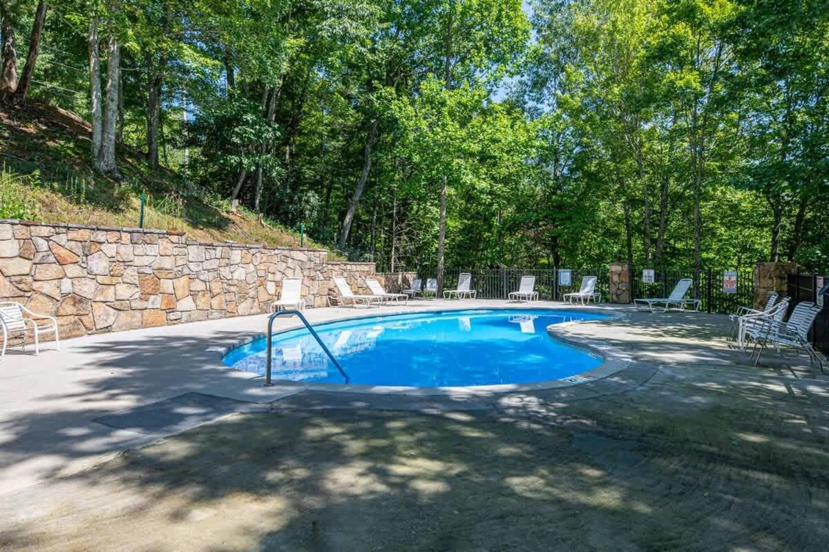 Hidden Mountain Gem Villa Gatlinburg Eksteriør bilde